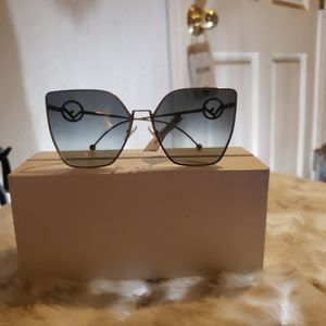 WIRE FRAME Fendi sunglasses